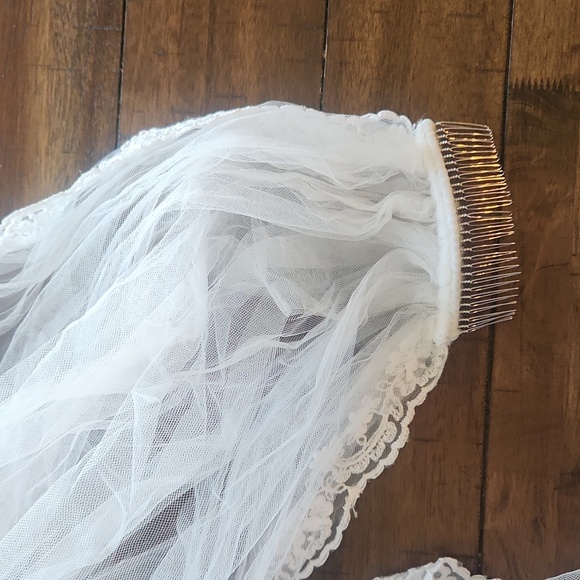 Cathedral Length Wedding Veil - Picture 2 of 7